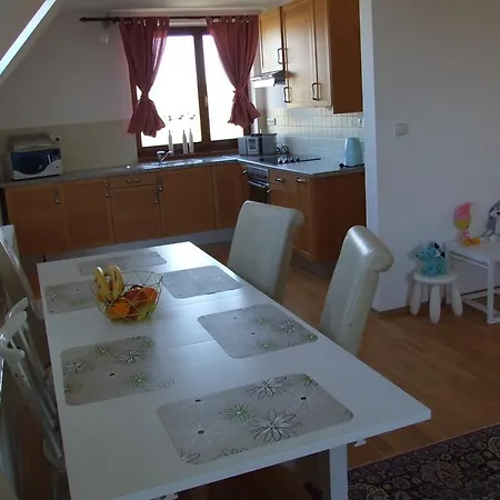 Lesna * Stará Lesná